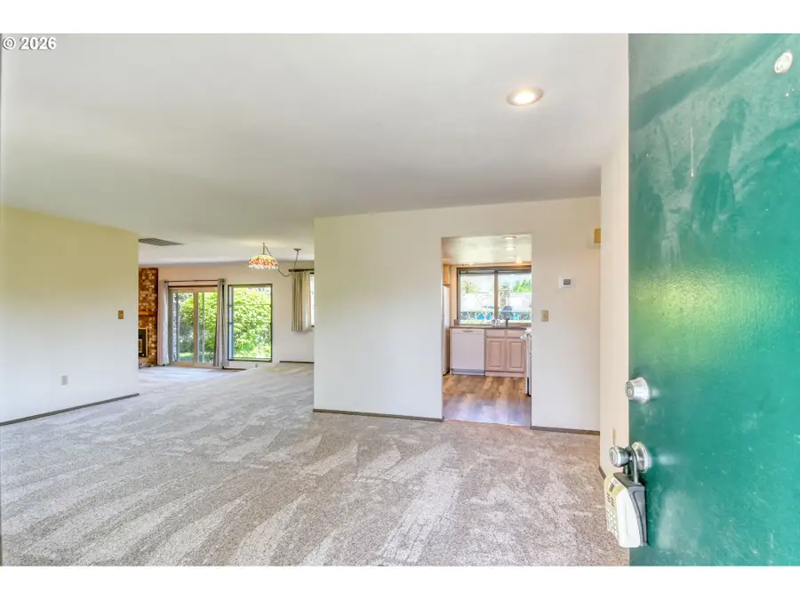 4523 SW Perkins Ave, Pendleton, OR 97801 - #2