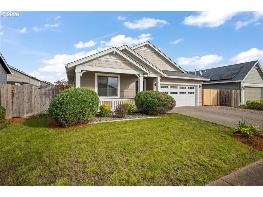 3614 Sweetwater Ave, Woodburn, OR 97071 - #3