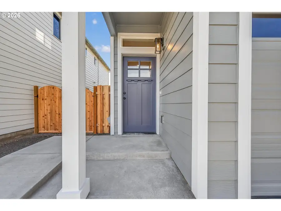 9279 E Burnside St, Portland, OR 97216 - Image #2