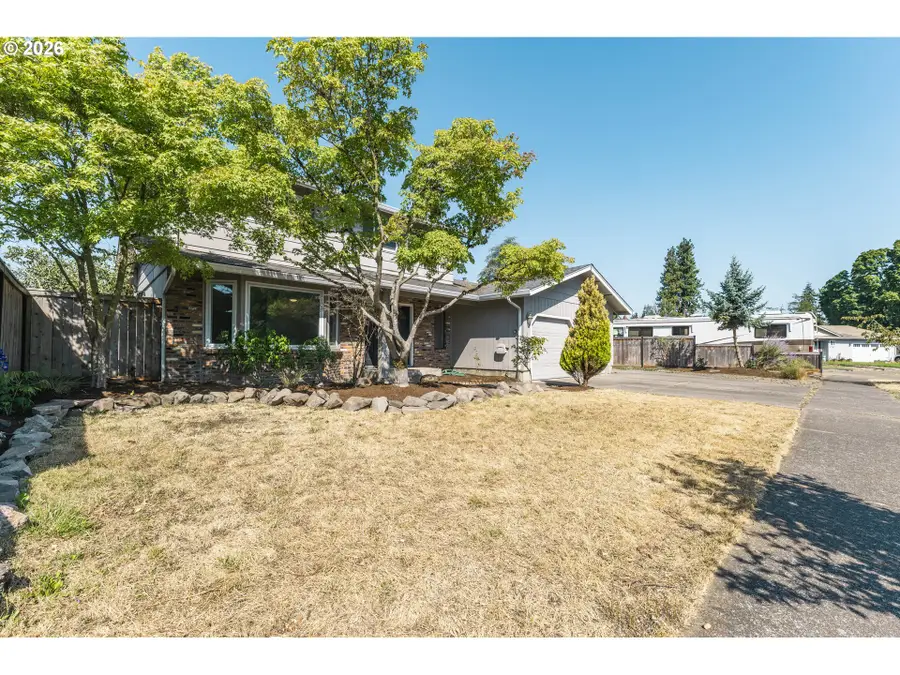 3759 Keeler Ave, Eugene, OR 97401 - #3