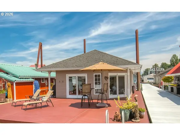 19609 NE Marine Dr #G01, Portland, OR 97230