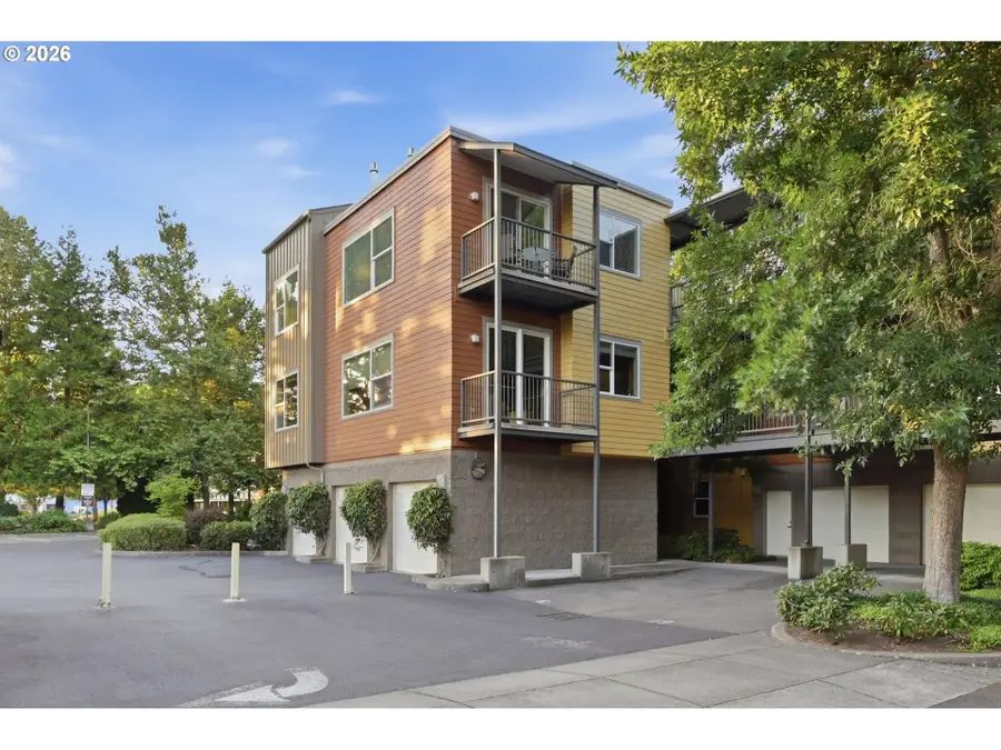 347 Rustic Pl #26, Eugene, OR 97401 - #2