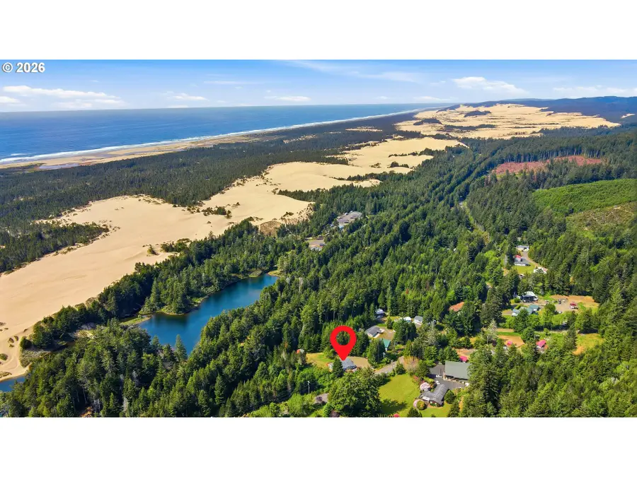 67752 Beaver Loop Rd, North Bayside, OR 97459 - #2