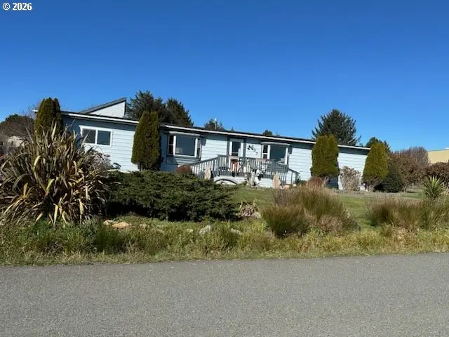 397 Mill Beach Rd, Brookings, OR 97415 - #1