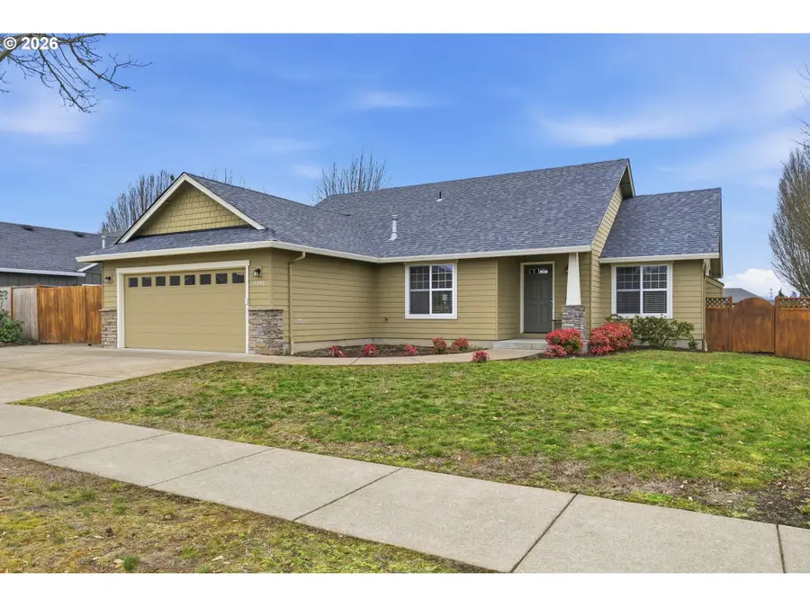 6090 Latour Ln, Eugene, OR 97402 - #2