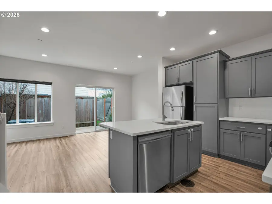 2828 22nd Ave #5, Forest Grove, OR 97116 - #3