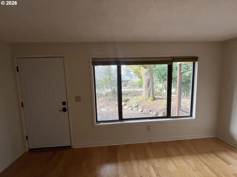 11419 Finnegans Way, Northwest Clackamas, OR 97045 - #3