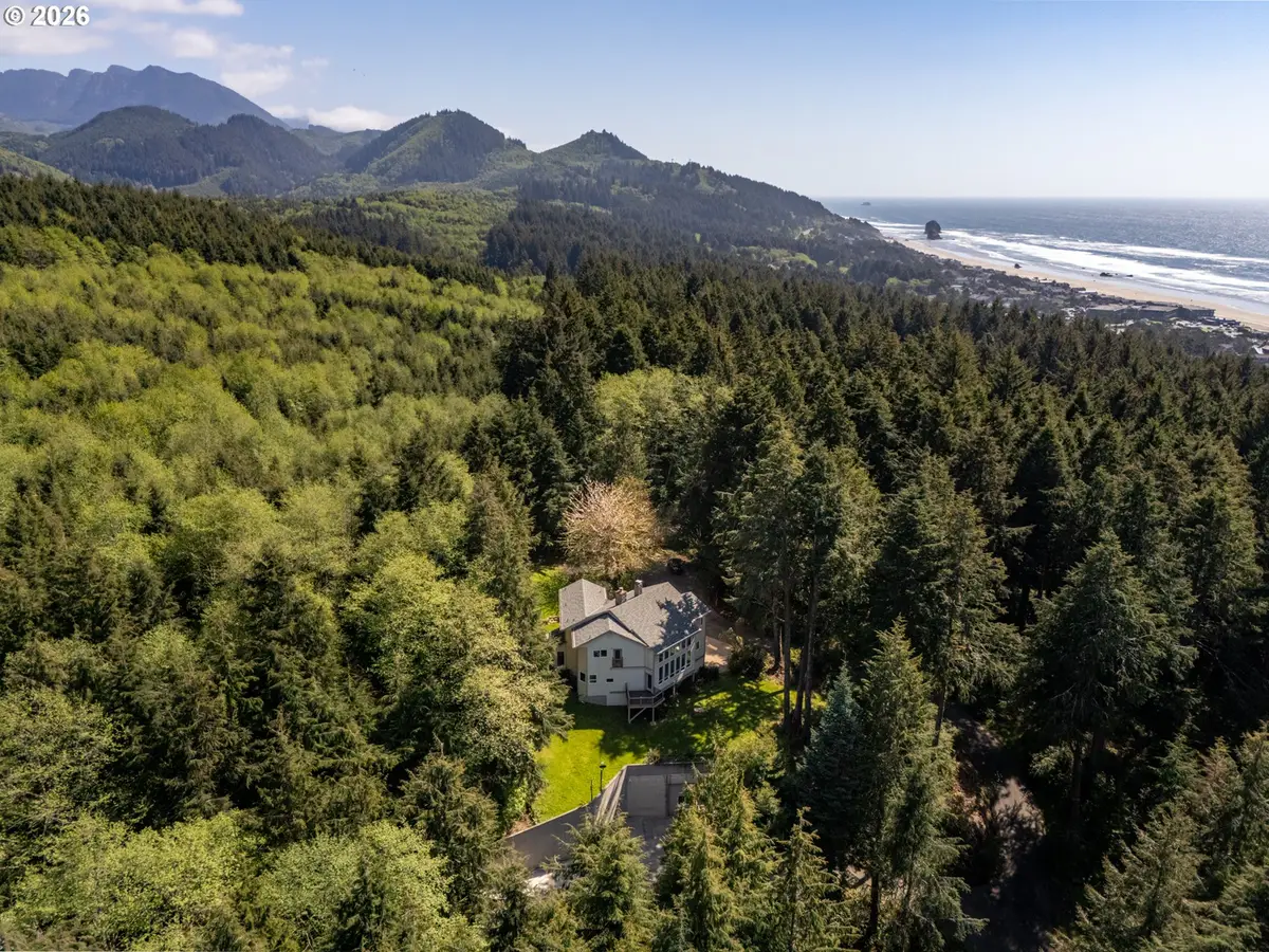 545 Bartel Rd, Cannon Beach, OR 97110 - #1