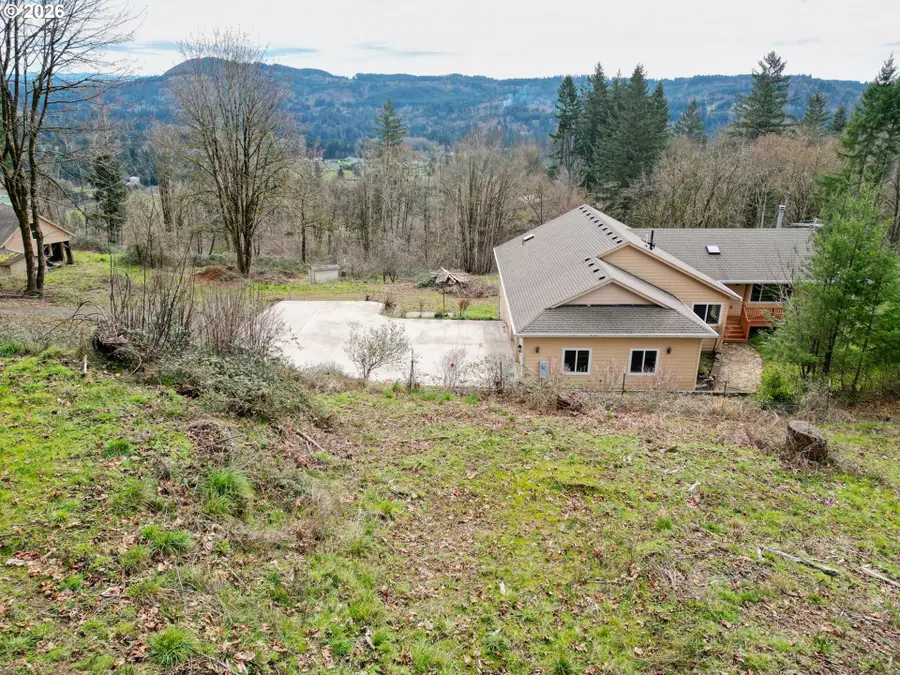 498 Bryant Hill Rd, Woodland, WA 98674 - #2