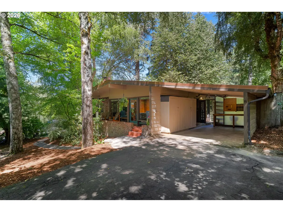 13900 Sundeleaf Dr, Lake Oswego, OR 97034 - #1