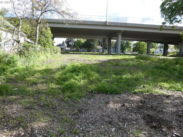 1370 SE Leslie St, Salem, OR 97301