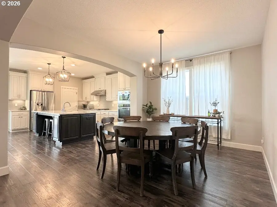 885 N Squire Dr, Ridgefield, WA 98642 - #3