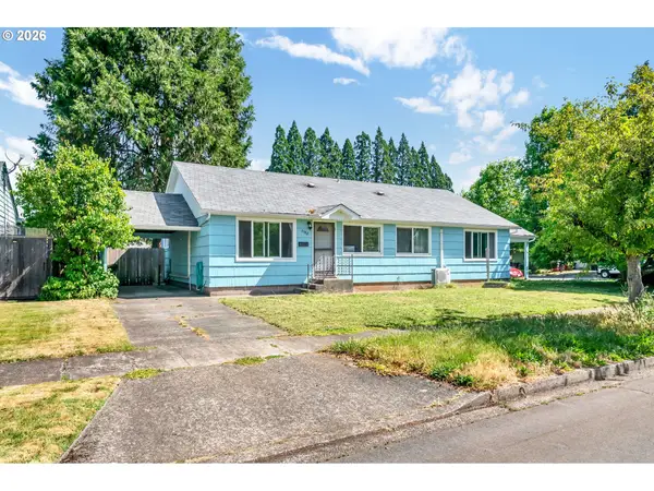 1182 F St, Springfield, OR 97477