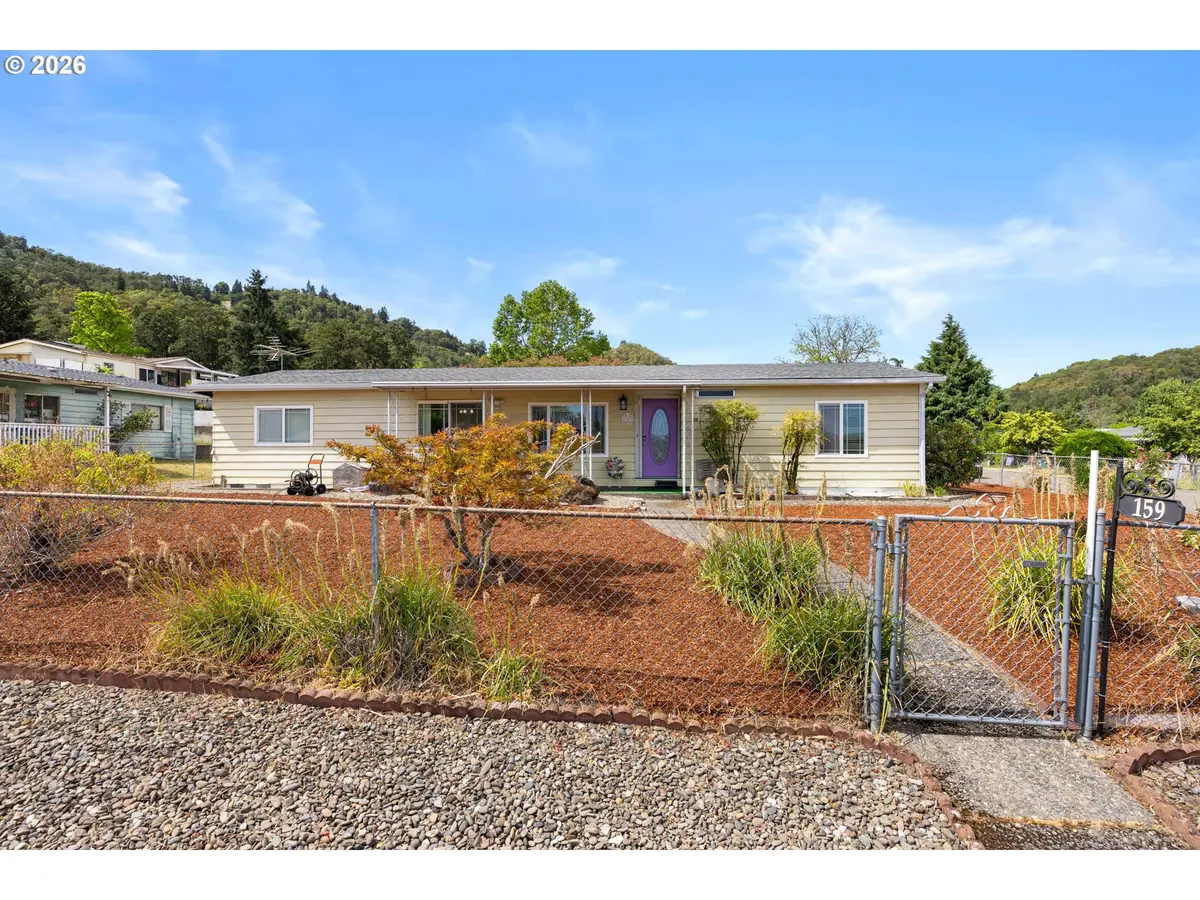 159 NW Kristen Ct, Roseburg, OR 97471 - #1