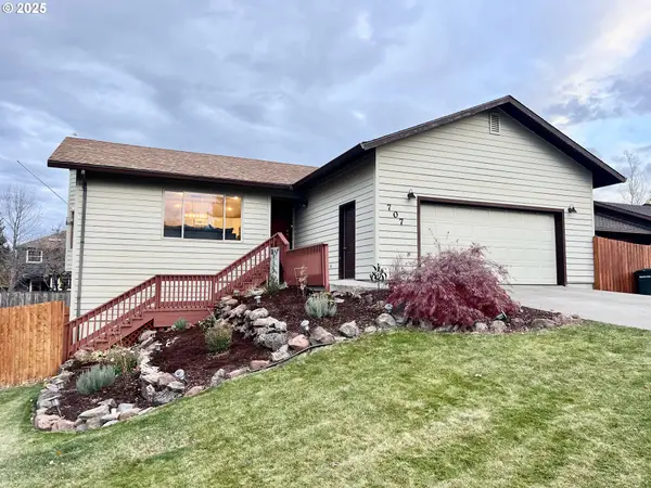 707 Highland Dr, LaGrande, OR 97850