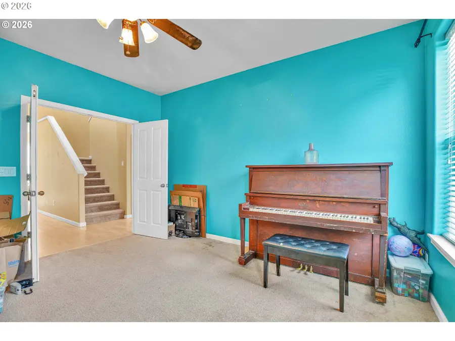 34050 SE Sturgeon St, Scappoose, OR 97056 - #2
