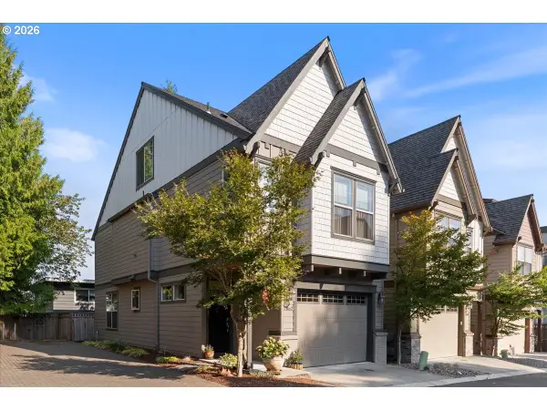 7862 SW Capitol Hill Rd, Portland, OR 97219