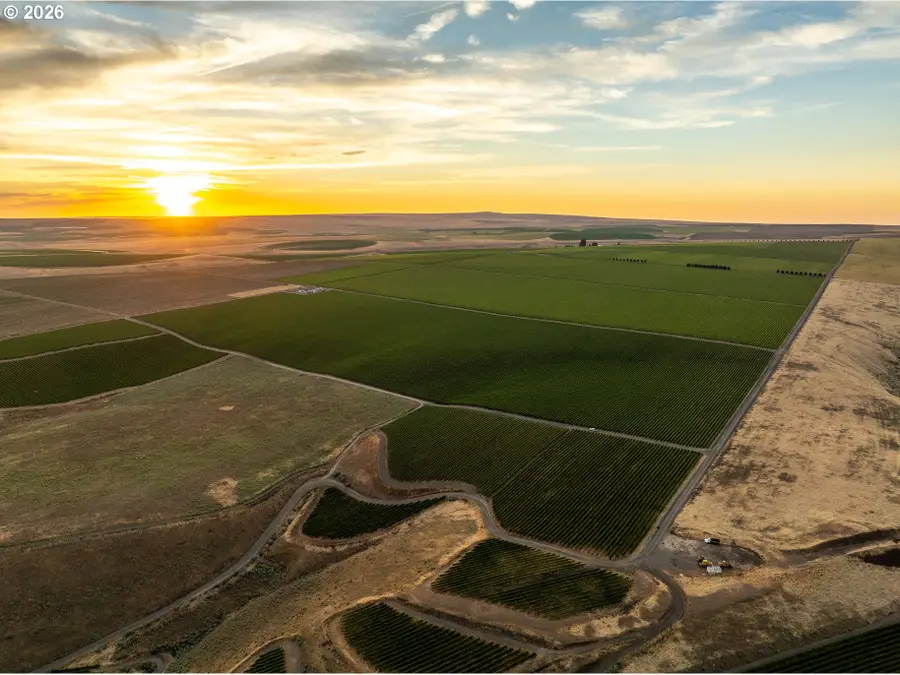 S Finley Rd, Kennewick, WA 99337 - #2