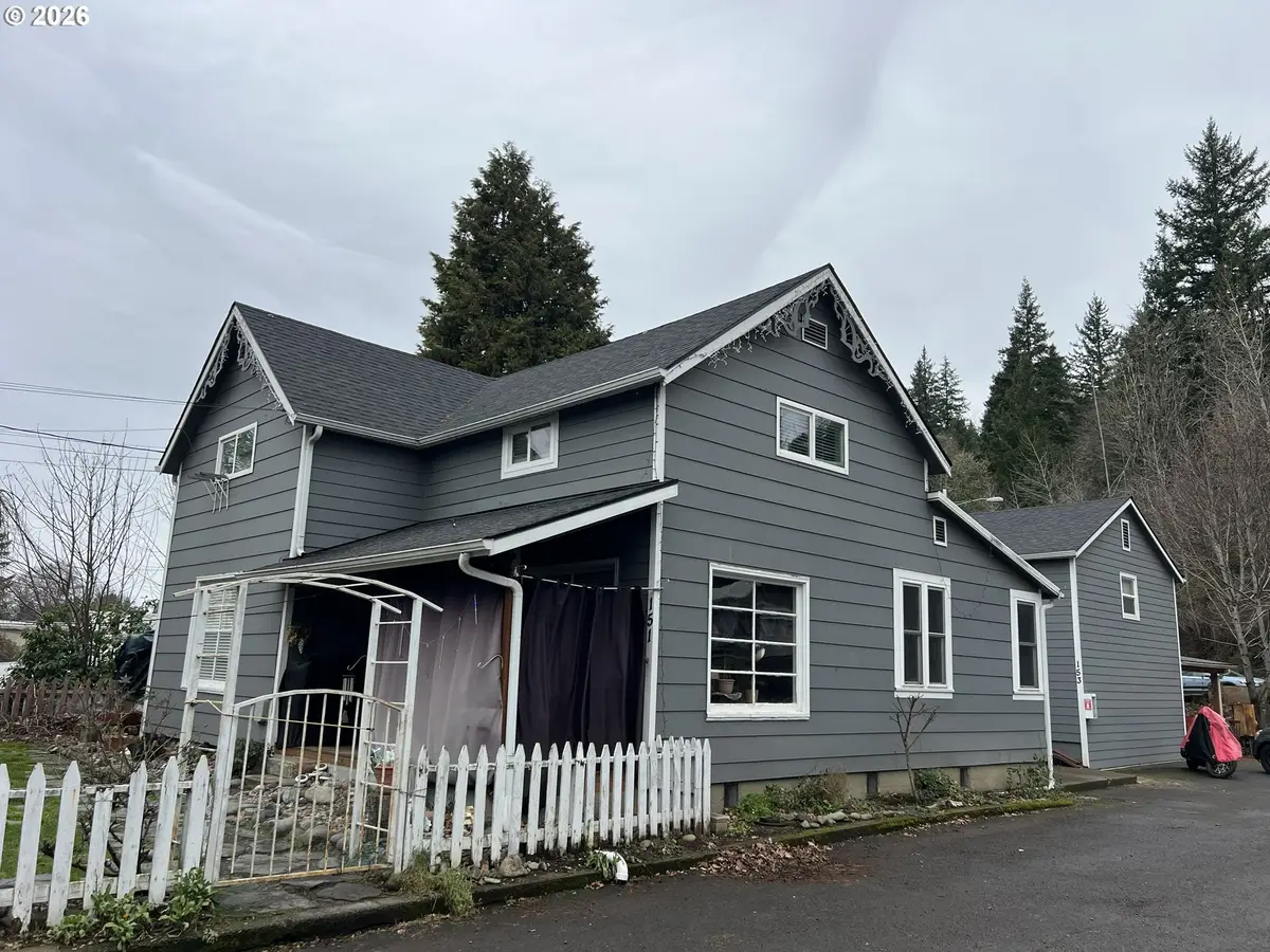 133 NW Alder St, Mill City, OR 97360 - #1