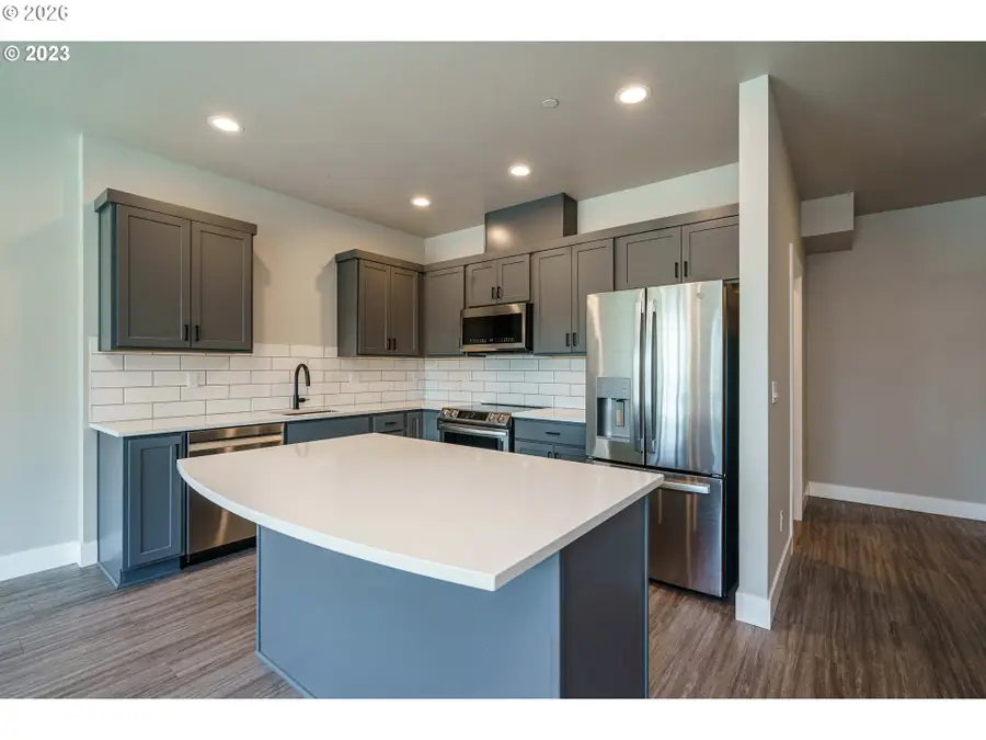 302 N Bridgeton Rd, Portland, OR 97217 - #3