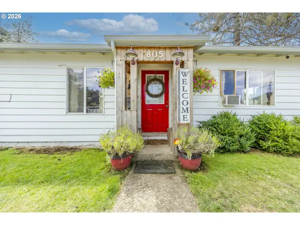 805 E Quincy Ave, CottageGrove, OR 97424