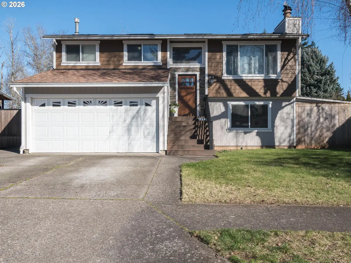 2220 SW Brink Ave, Troutdale, OR 97060 - #1