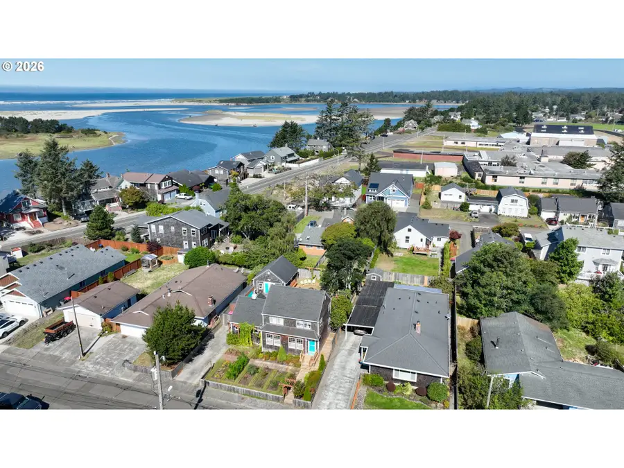 810 16th Ave, Seaside, OR 97138 - Image #3