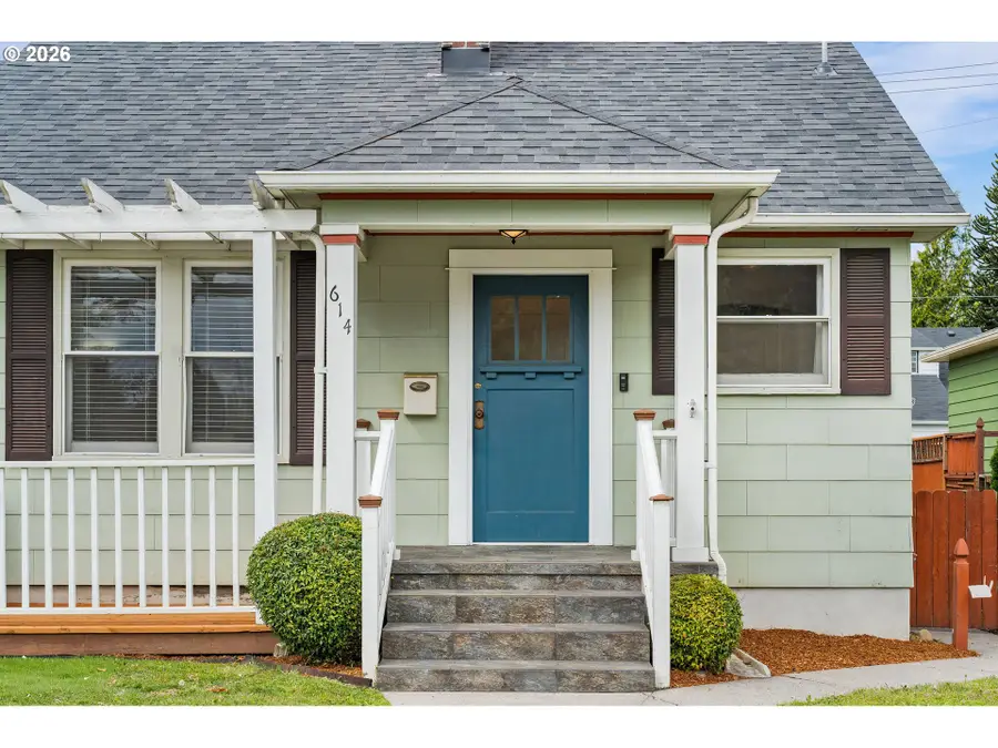 614 W 29th St, Vancouver, WA 98660 - #2