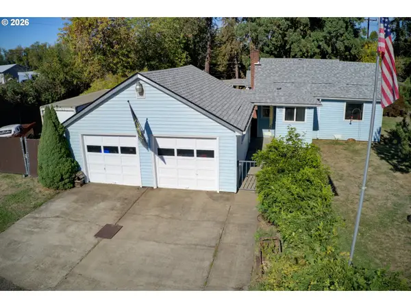 28655 SE Glover Rd, EagleCreek, OR 97022