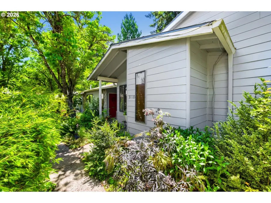 3118 SW Carson St, Portland, OR 97219 - #2