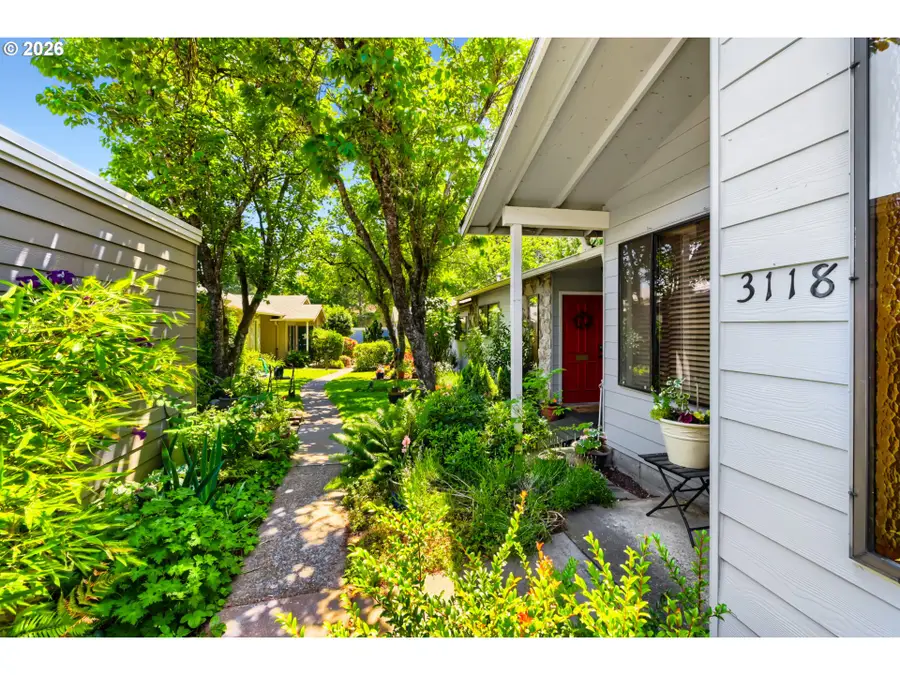 3118 SW Carson St, Portland, OR 97219 - #3