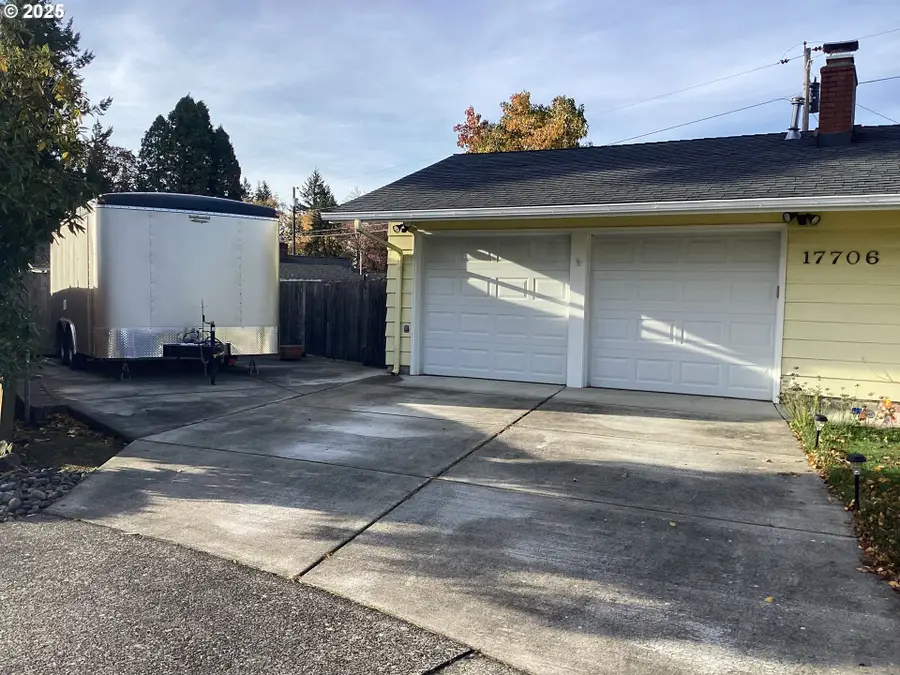 17706 SE Washington St, Portland, OR 97233 - Image #2