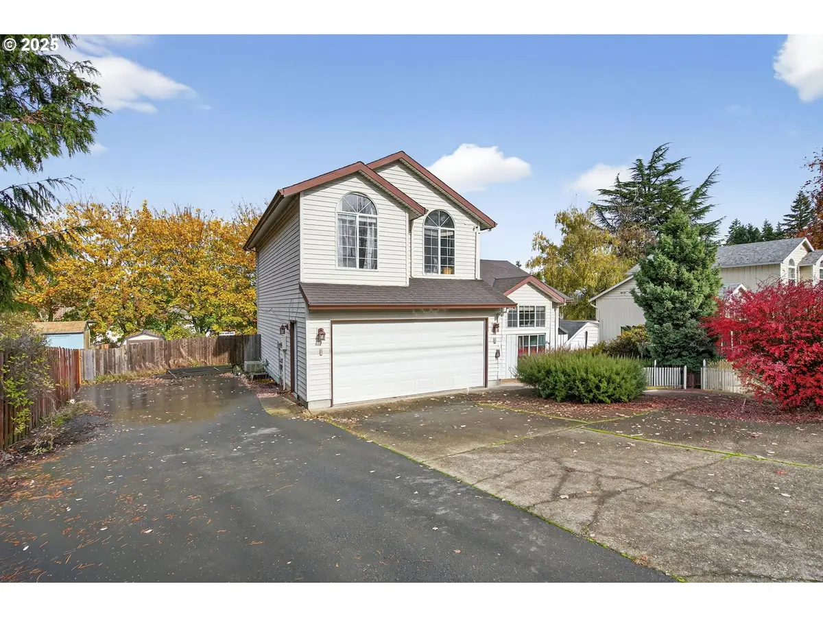 39647 Pleasant St, Sandy, OR 97055 - Image #1