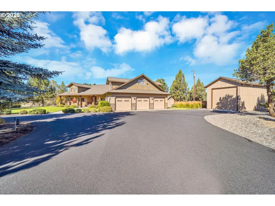 18853 SW Sisters Pl, Powell Butte, OR 97753 - #3