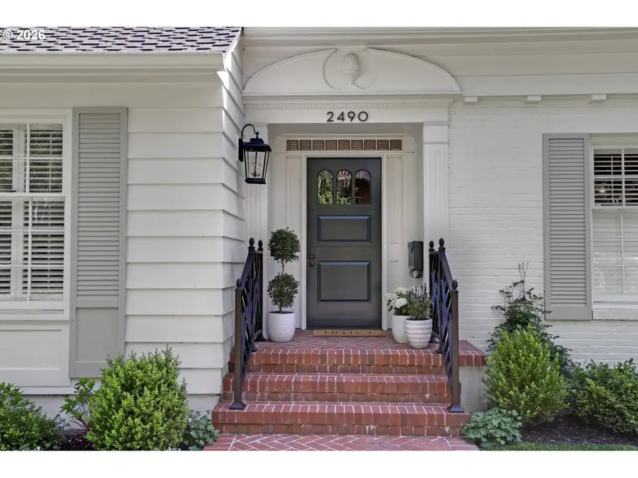 2490 SW Arden Rd, Portland, OR 97201 - #3