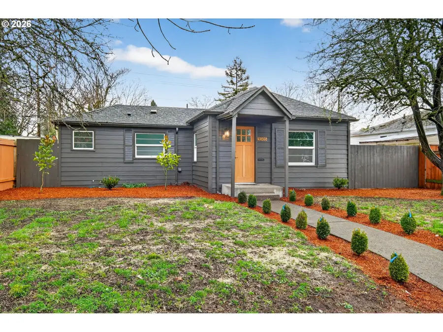 3505 G St, Vancouver, WA 98663 - #2