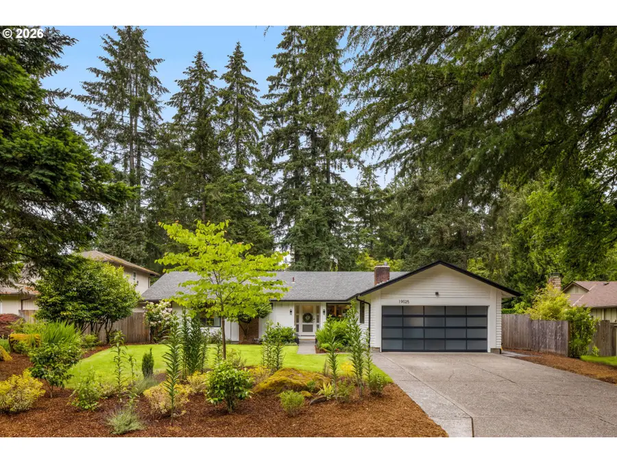 19025 Indian Springs Cir, Northwest Clackamas, OR 97035 - #3