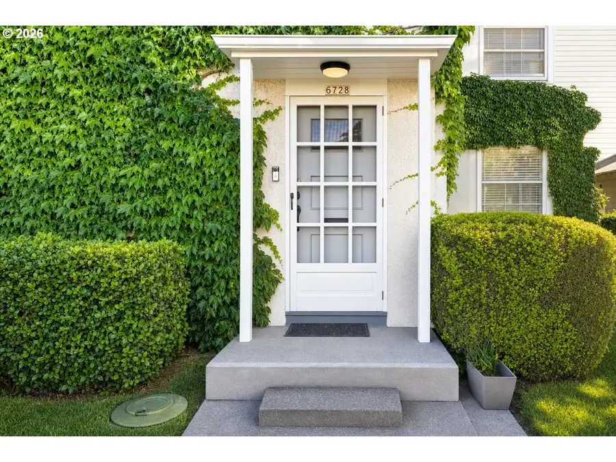 6728 NE Hancock St, Portland, OR 97213 - #2