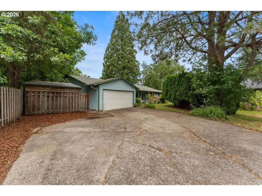 685 SW 20th Cir, Troutdale, OR 97060 - #3