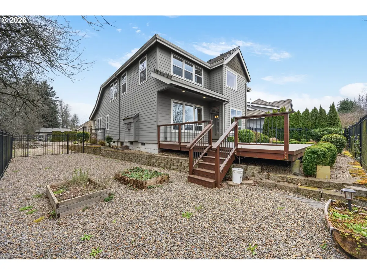 1930 Sterling Park Pl, Eugene, OR 97408 - #1