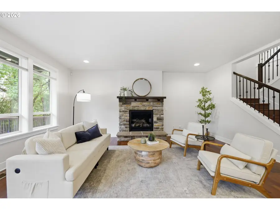 1930 Sterling Park Pl, Eugene, OR 97408 - #3
