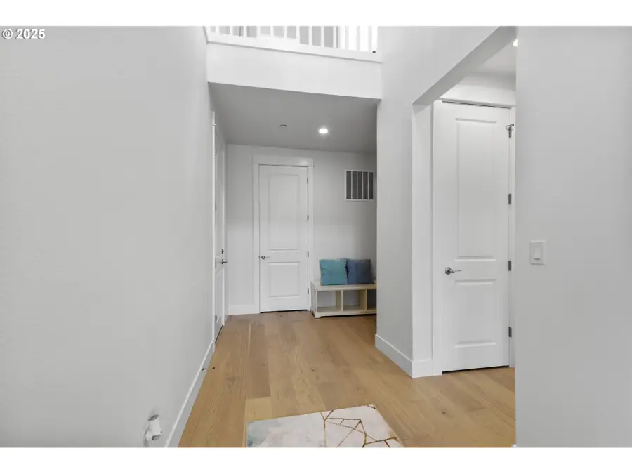 4770 N Elk Dr, Camas, WA 98607 - Image #2