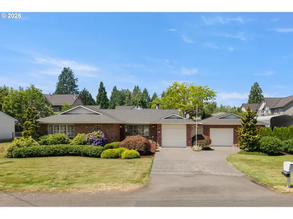 1715 NE 169th Ave, Portland, OR 97230