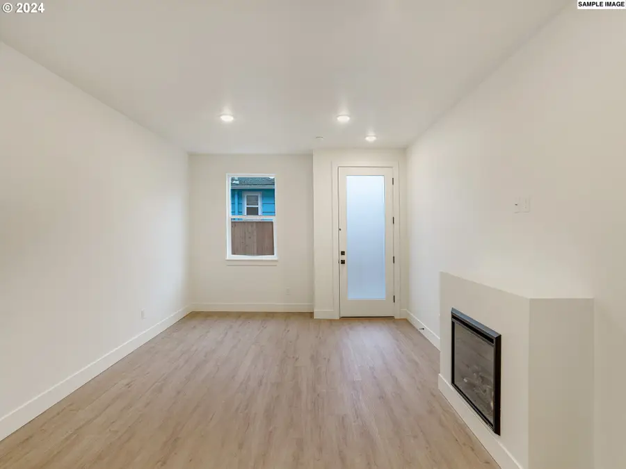 5869 NE Prescott St #7, Portland, OR 97218 - #2