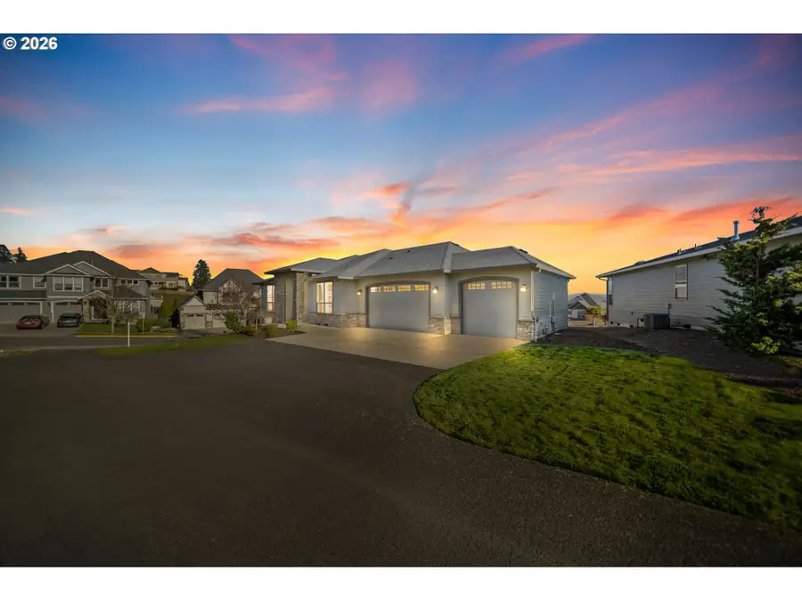 12541 SE Hadeed Dr, Happy Valley, OR 97086 - #2