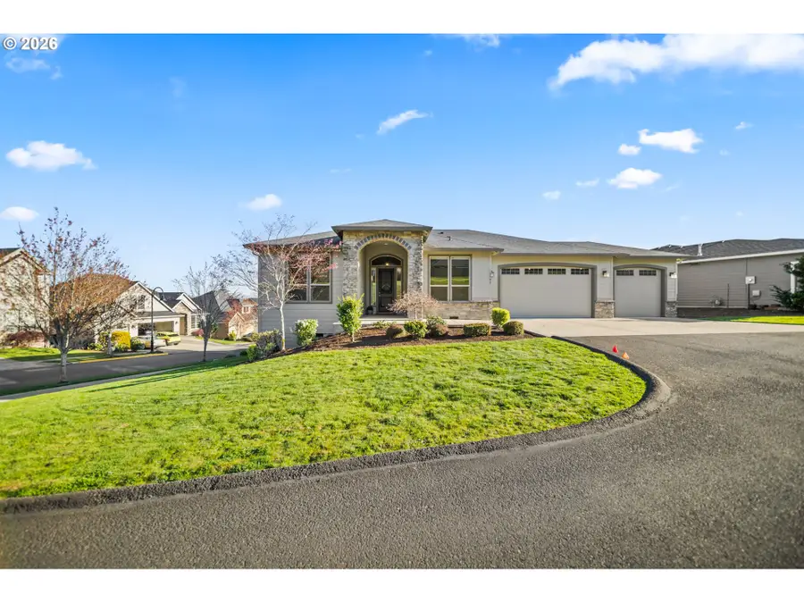 12541 SE Hadeed Dr, Happy Valley, OR 97086 - #3