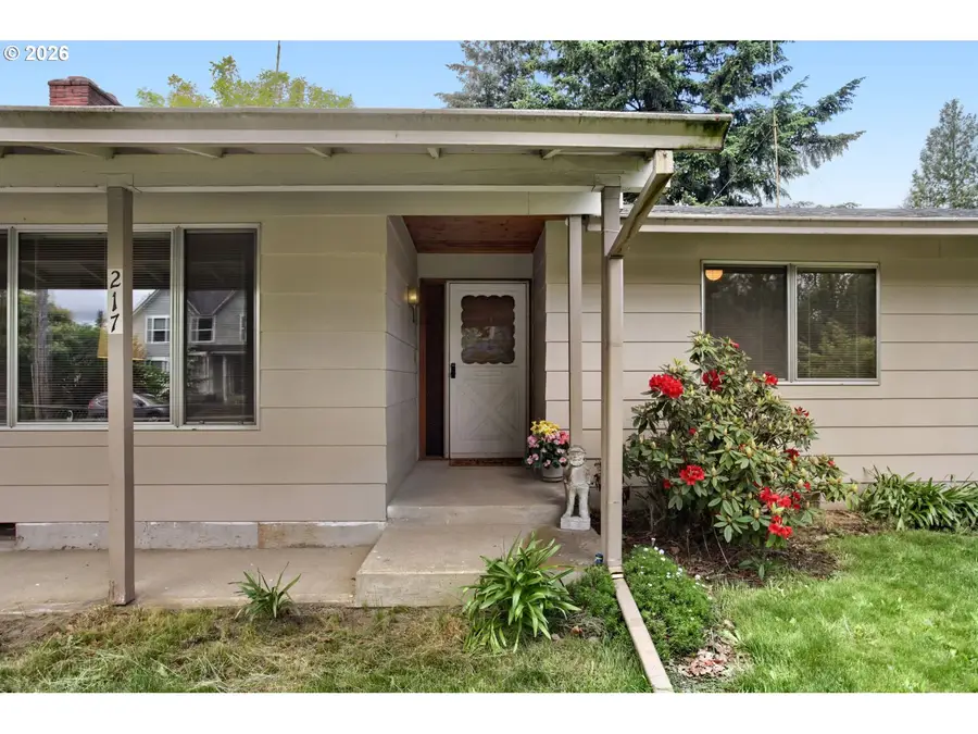 217 SE 79th Ave, Portland, OR 97215 - #3
