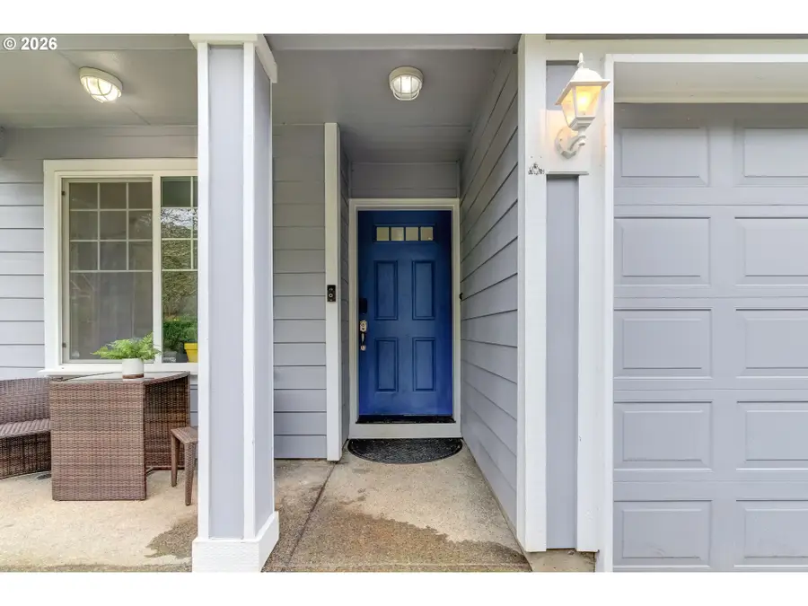 37720 Hamilton Ridge Dr, Sandy, OR 97055 - #2