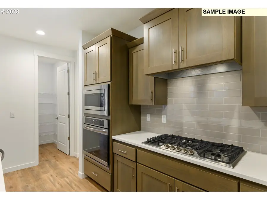 1950 S 32nd Ave #14, Cornelius, OR 97113 - #2
