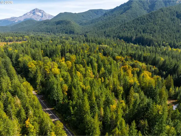 20570 E Lolo Pass Rd, Rhododendron, OR 97049